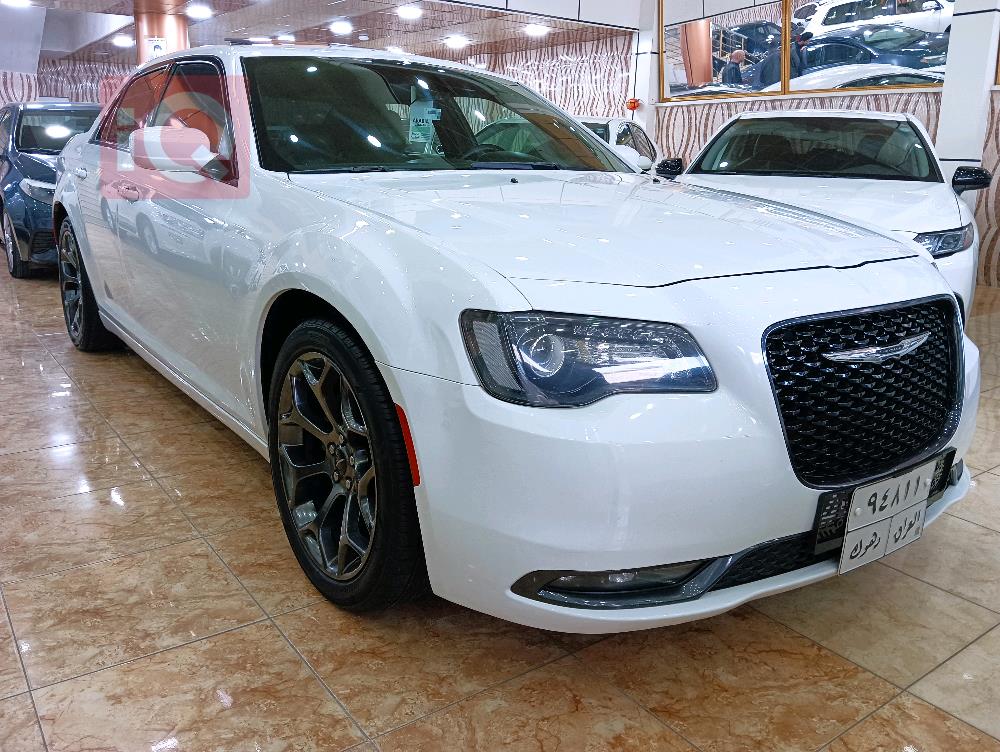 كرايسلر 300